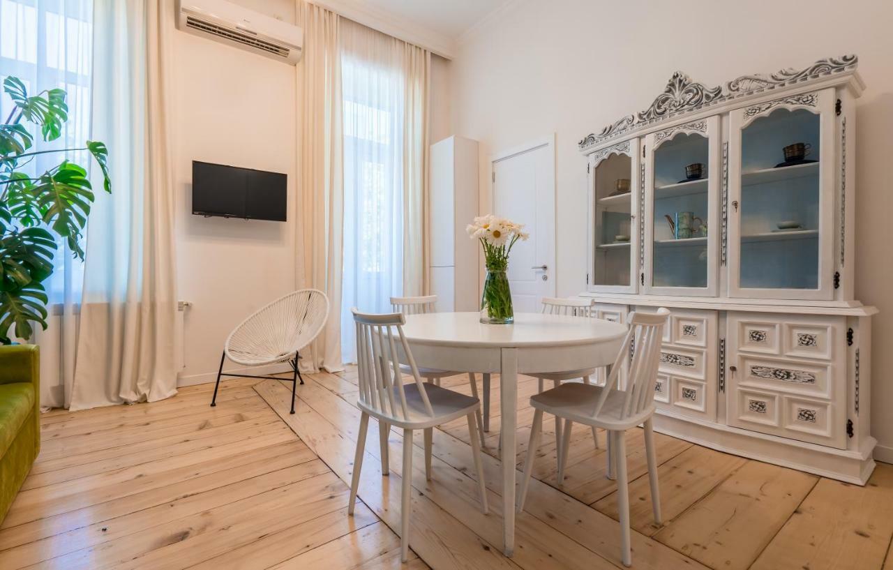 Irina'S Cozy Apartment #20 Тбілісі Екстер'єр фото